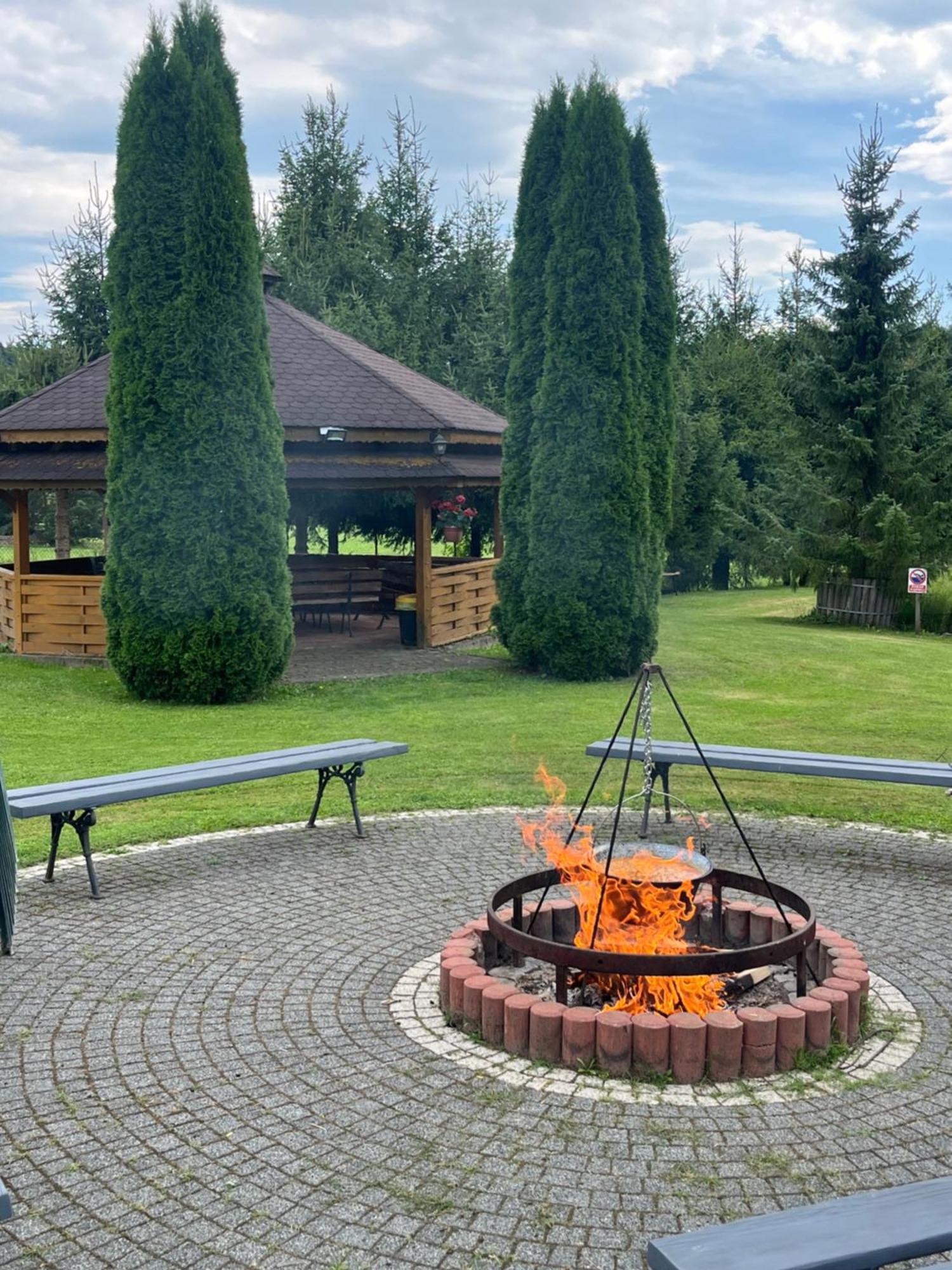 Domki nad Stawem Uherce Uherce Mineralne Zewnętrze zdjęcie